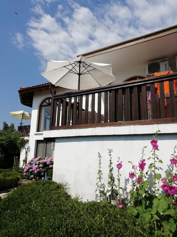 South Beach Villa Sinemoretz Exterior photo